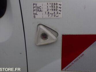 2009-renault-kangoo-1437640-46310109