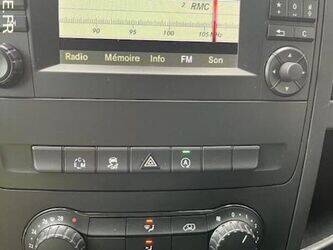 2015-mercedes-benz-vito-1437645-46310310