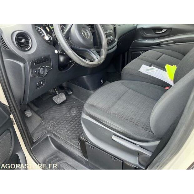 2015 Mercedes-Benz Vito-46310315