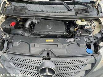 2015-mercedes-benz-vito-1437645-46310319