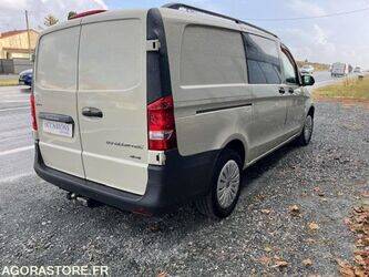 2015-mercedes-benz-vito-1437645-46310322