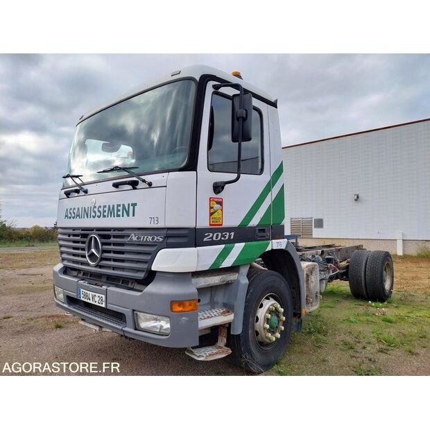 2001 Mercedes-Benz 2031-46310328