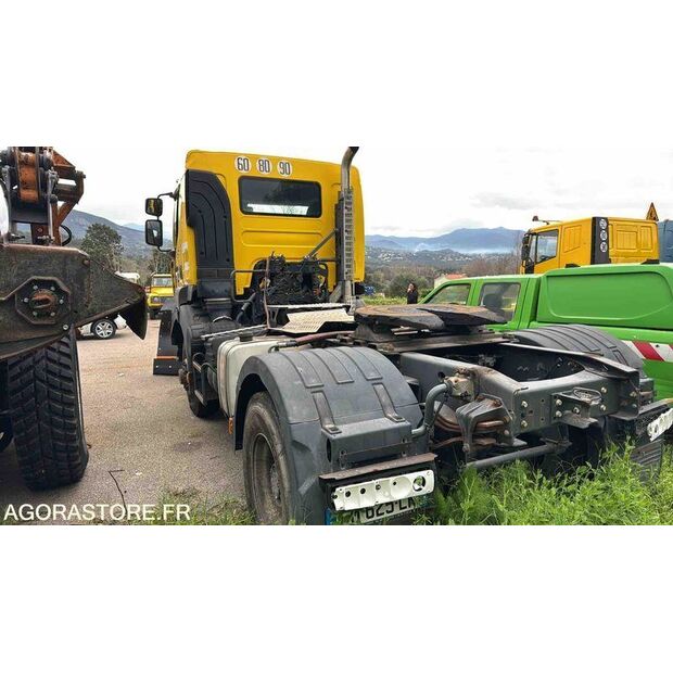 2010 رينو Kerax-46310344