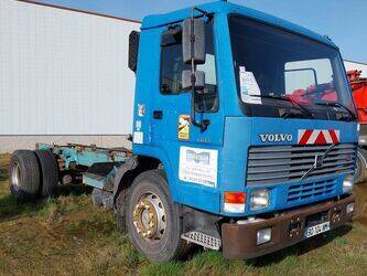 Image for TRUCKS AND TRANSPORT 1995 Volvo FL10 for Sale in South Africa