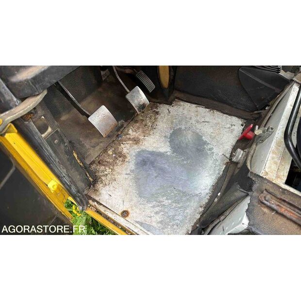 2006 Land Rover Defender-46310767