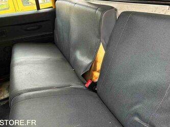 2006-land-rover-defender-1437659-46310768