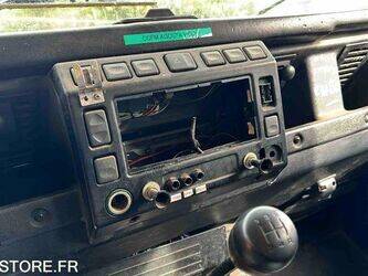 2006-land-rover-defender-1437659-46310769