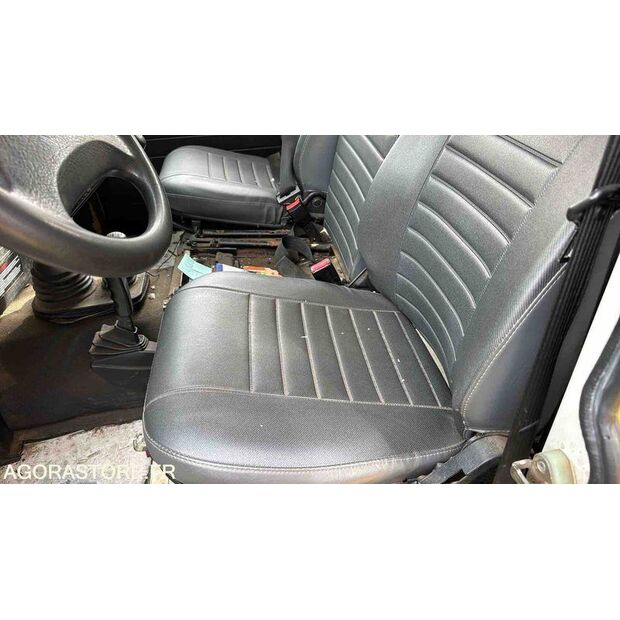 2006 Land Rover Defender-46310772