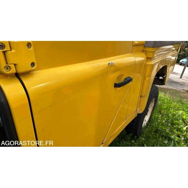 2006 Land Rover Defender-46310786