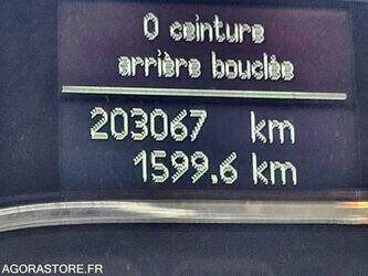 2009-renault-megane-1437660-46310831