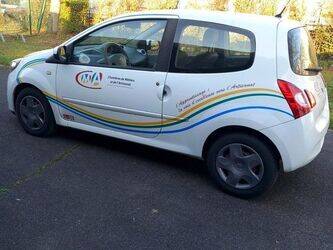 2013-renault-twingo-1437663-46310846