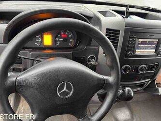 2017-mercedes-benz-sprinter-1437667-46310931