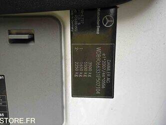 2017-mercedes-benz-sprinter-1437667-46310938