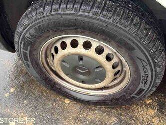 2017-mercedes-benz-sprinter-1437667-46310941