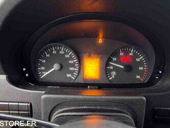 2017-mercedes-benz-sprinter-1437667-46310947