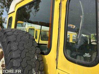 2006-land-rover-defender-1437676-46311232