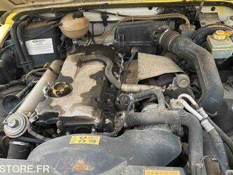 2006-land-rover-defender-1437676-46311249