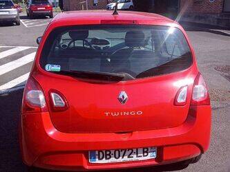2013-renault-twingo-1437679-46311354