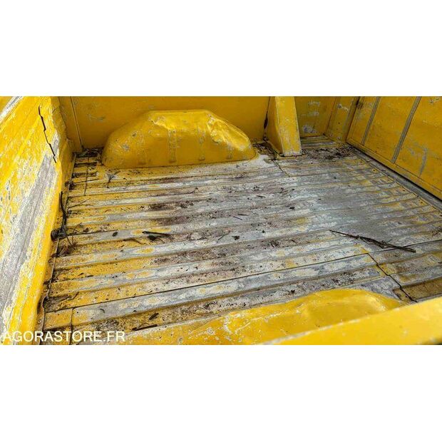 2006 Land Rover Defender-46311637