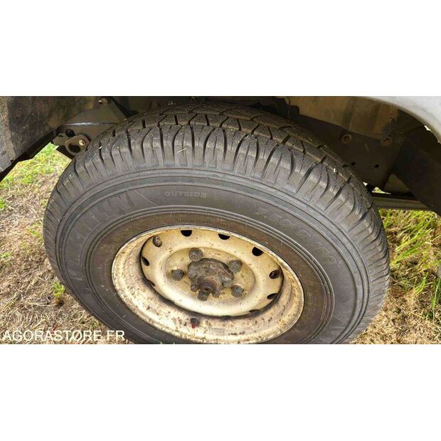 2006 Land Rover Defender-46311639