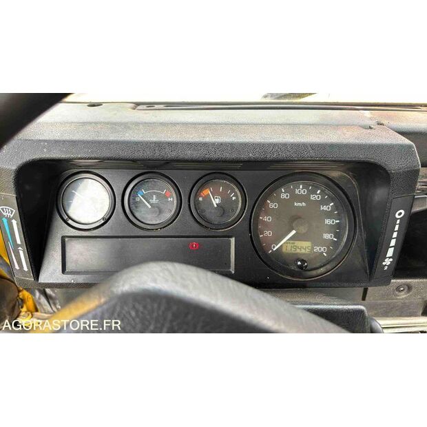 2006 Land Rover Defender-46311642