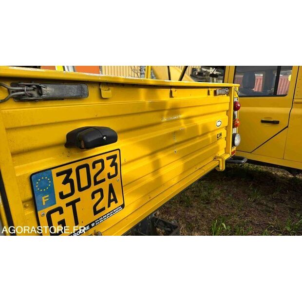 2006 Land Rover Defender-46311643