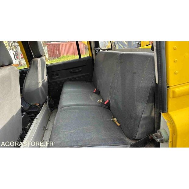 2006 Land Rover Defender-46311645