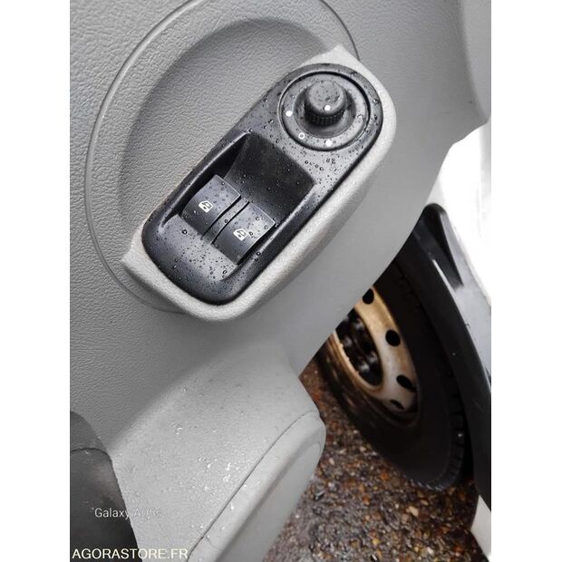 2010 Renault Master-46311768