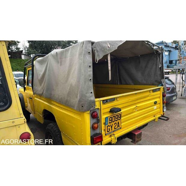 2008 Land Rover Defender-46311918