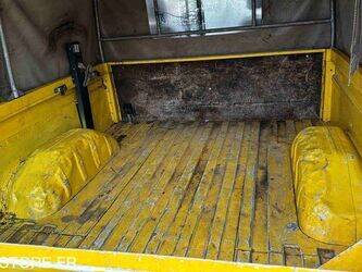 2008-land-rover-defender-1437701-46311924