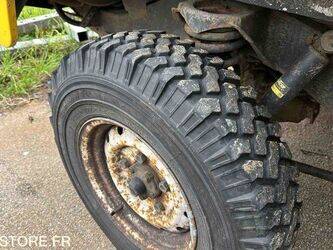 2008-land-rover-defender-1437701-46311927