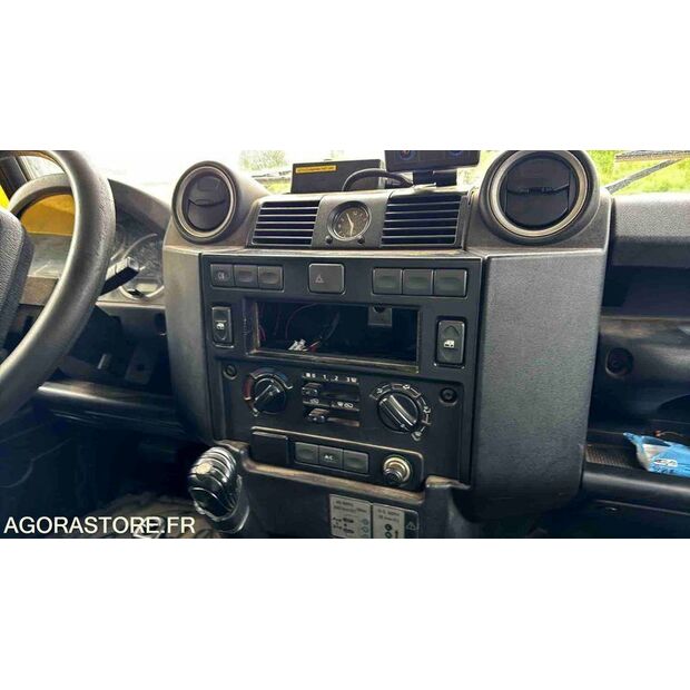 2008 Land Rover Defender-46311928