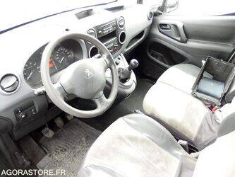 2016-peugeot-partner-1437164-46312249