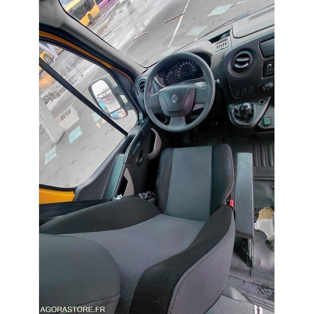 2014 رينو Master-46312371