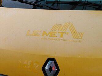 2014-renault-master-1437175-46312381