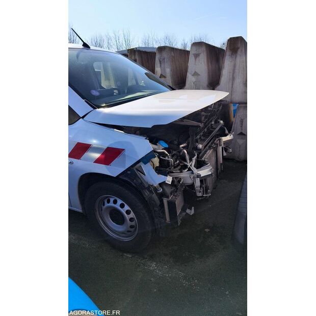 2024 Peugeot PARTNER-46312670