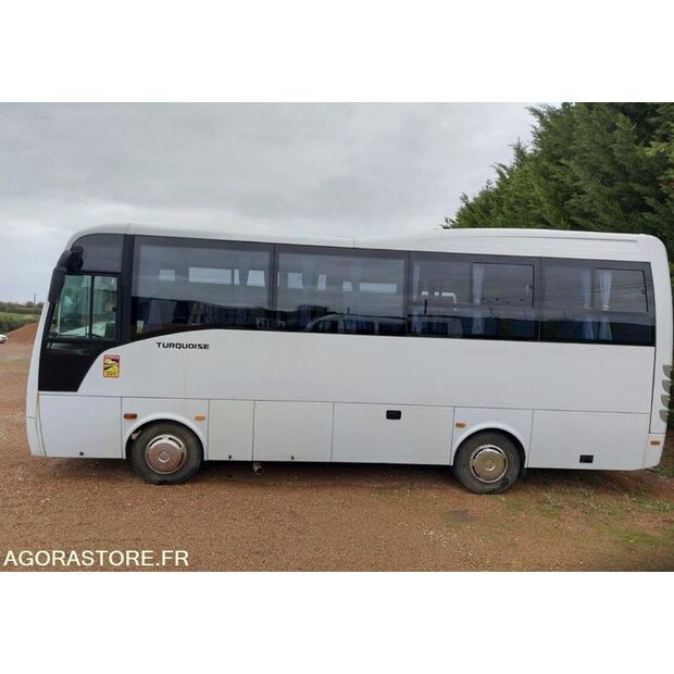 2016 Isuzu Turquoise-46312722