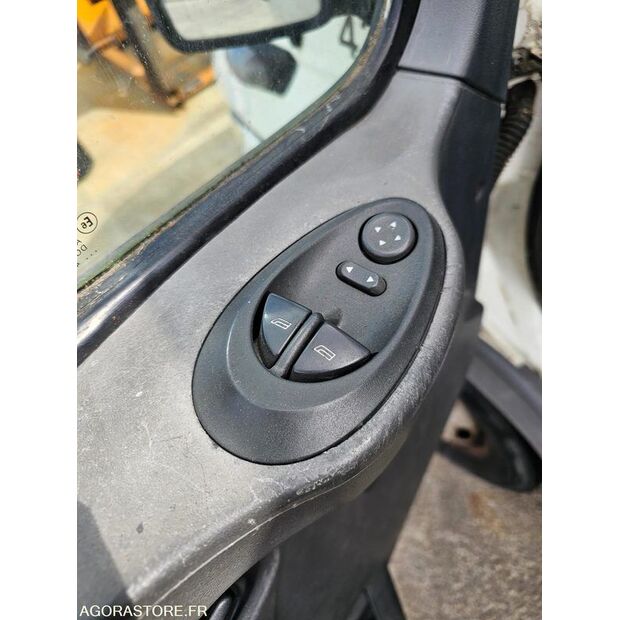 2005 Iveco 35C12-46312747