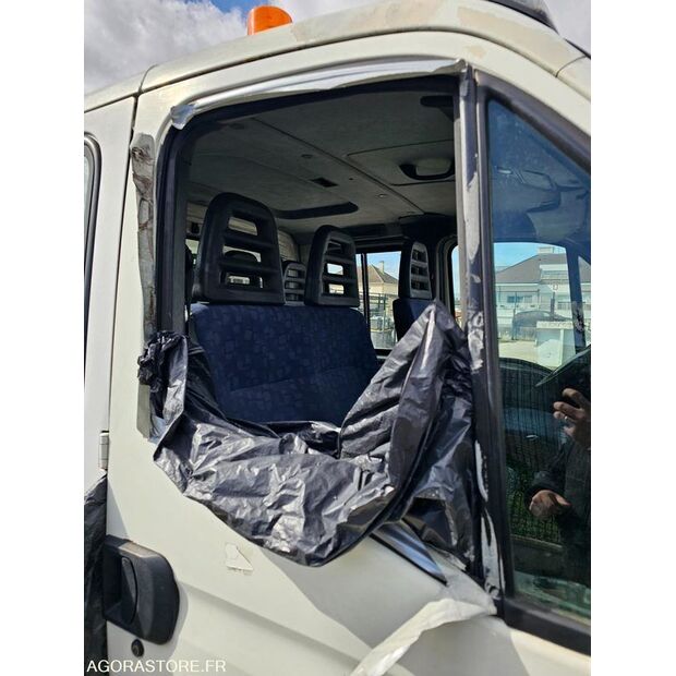 2005 Iveco 35C12-46312782