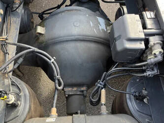 2017-scania-r490-1437707-46313555