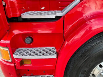 2017-scania-r490-1437707-46313561