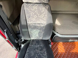 2017-scania-r490-1437707-46313587