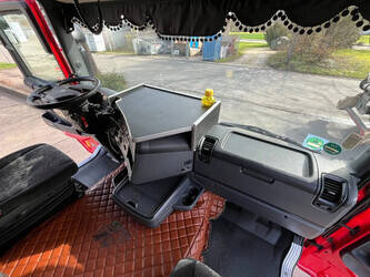 2017-scania-r490-1437707-46313588