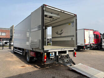 2012-renault-midlum-1437709-46313681