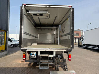 2012-renault-midlum-1437709-46313685