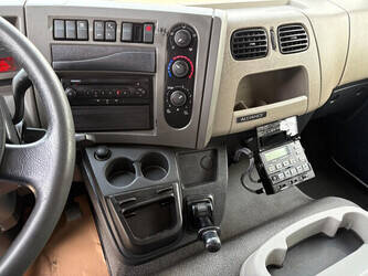 2012-renault-midlum-1437709-46313690