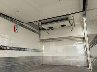 2012-renault-midlum-1437709-46313697