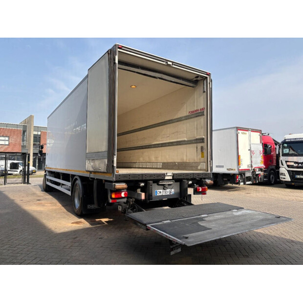 2012 فولفو FL-46313718