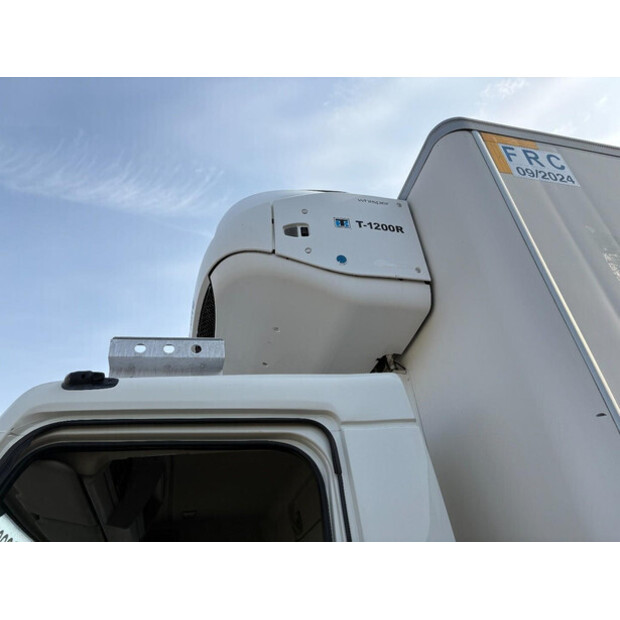 2012 فولفو FL-46313735