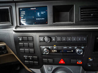 2021-man-tgx-18-470-1437711-46313770